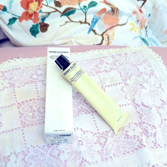 Grown Alchemist Hydra-Repair Day Cream-Camellia & Geranium Blossom-Face Moisture - Picture 3 of 14